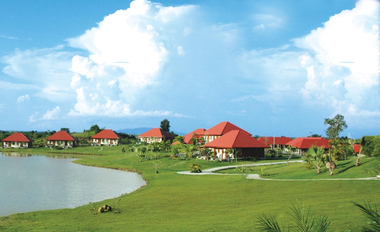 Aureum Palace Hotel & Resort Nay Pyi Taw Naypyidaw ภายนอก รูปภาพ